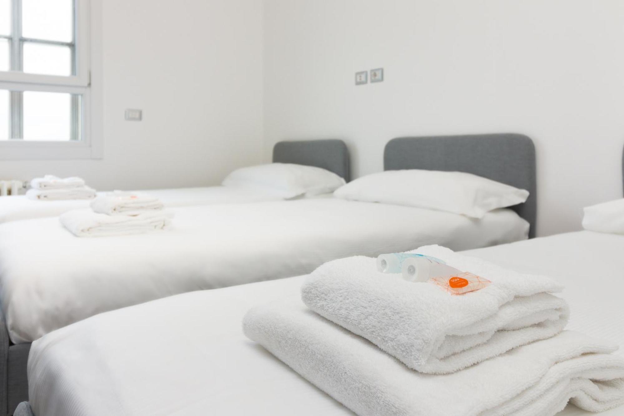 Nuovissimo Attico 17esimo Piano, 10 Posti Letto Appartement